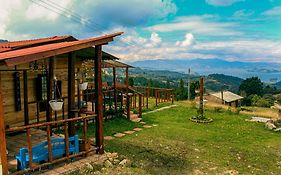 Balcones del Lago de Tota
